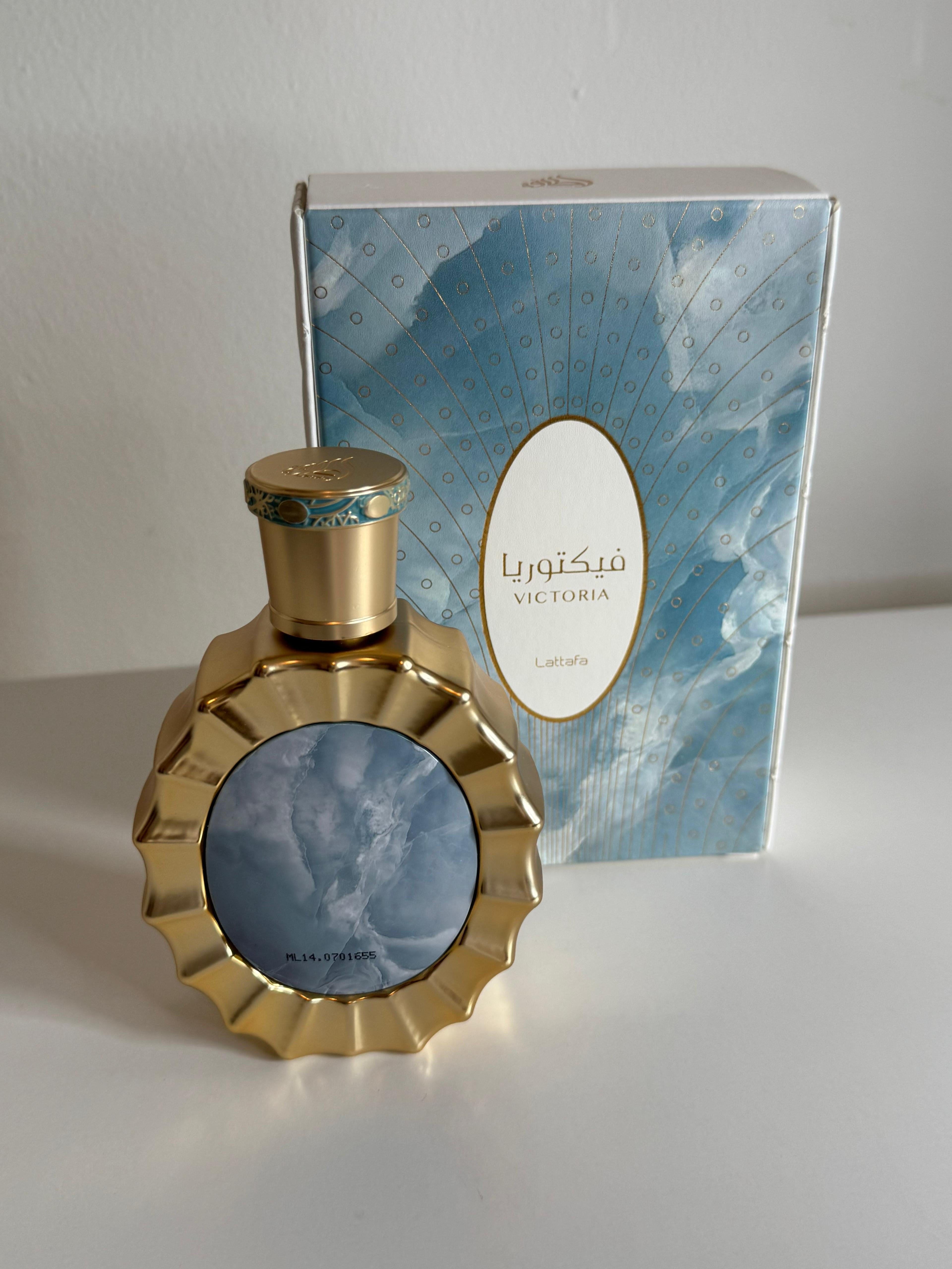 Lattafa Victoria 100 ML (3.4 oz)